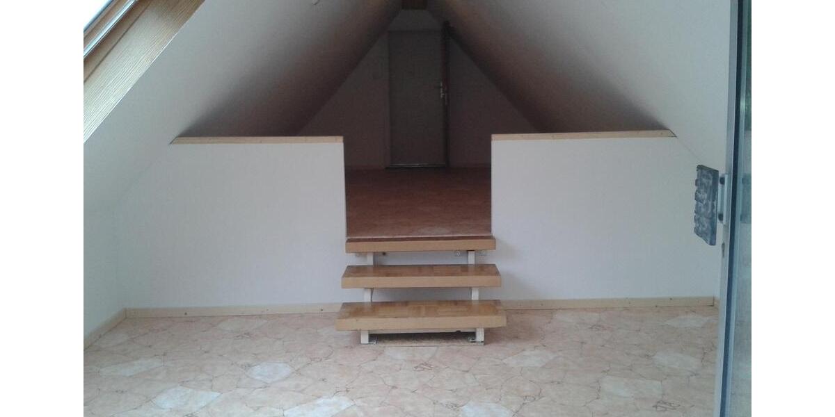 Etagenwohnung Braunschweig Lehndorf-Watenbüttel - 3 Zimmer, 110 m&sup2;, 1.260&euro; | Angebot:25641208