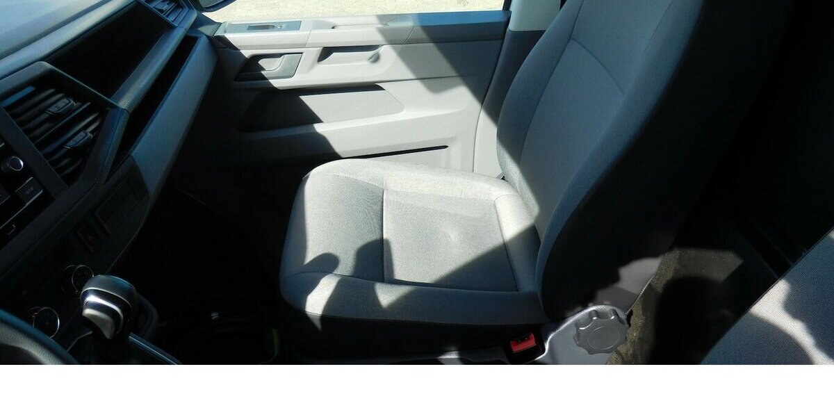 VW T6.1 Transporter 1 Abt e- Lang DSG 4-Gang Klima 13.800 km 15.990 &euro; Vordorf 38533