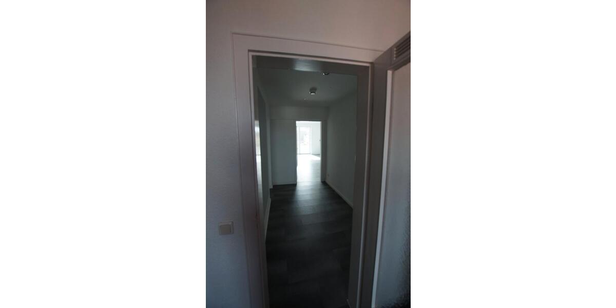 Etagenwohnung Braunschweig - 2 Zimmer, 67 m&sup2;, 670&euro; | Angebot:25963611