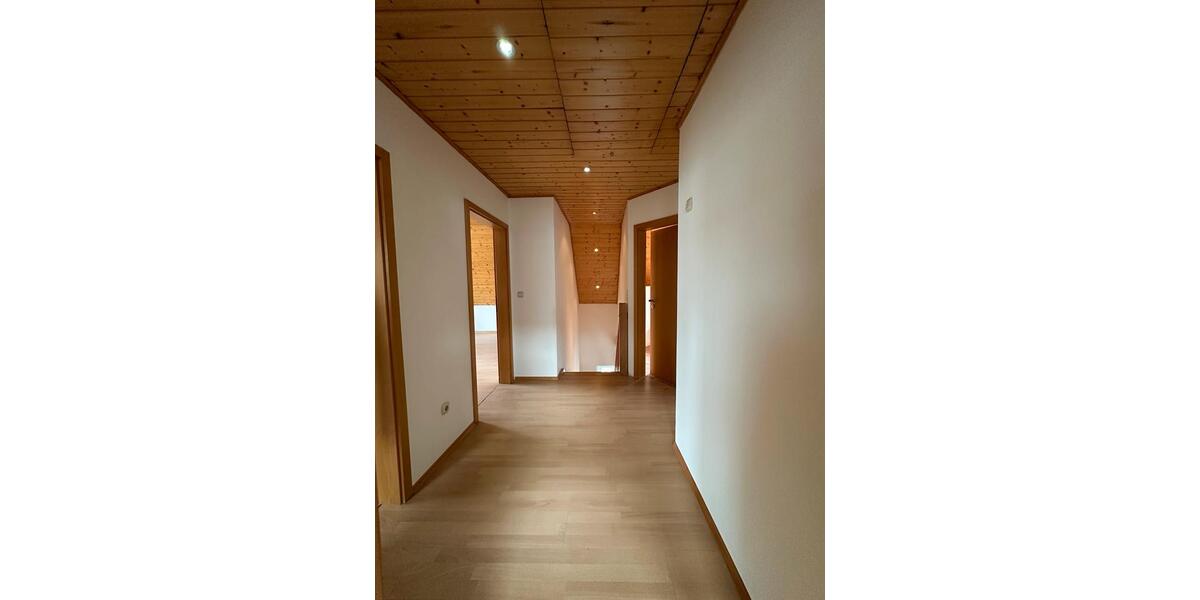 Doppelhaushälfte Rötgesbüttel - 4 Zimmer, 147 m&sup2;, 1.450&euro; | Angebot:25957149