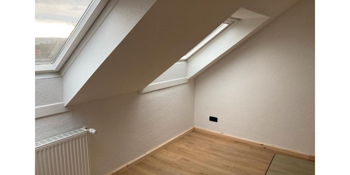 Dachgeschoßwohnung Wolfenbüttel - 2.5 Zimmer, 55 m&sup2;, 99.000&euro; | Angebot:27301057