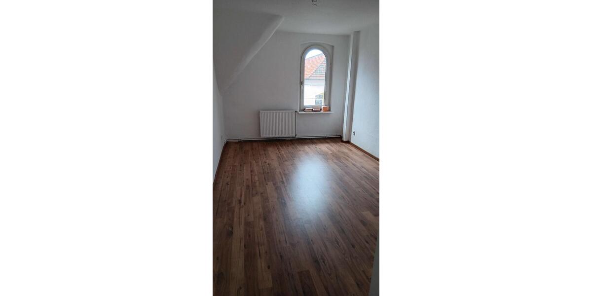 Dachgeschoßwohnung Braunschweig Lehndorf-Watenbüttel - 3 Zimmer, 58 m&sup2;, 580&euro; | Angebot:25598438