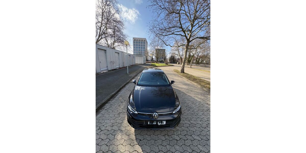 VW Golf 17.500 km 22.500 &euro; Braunschweig 38102