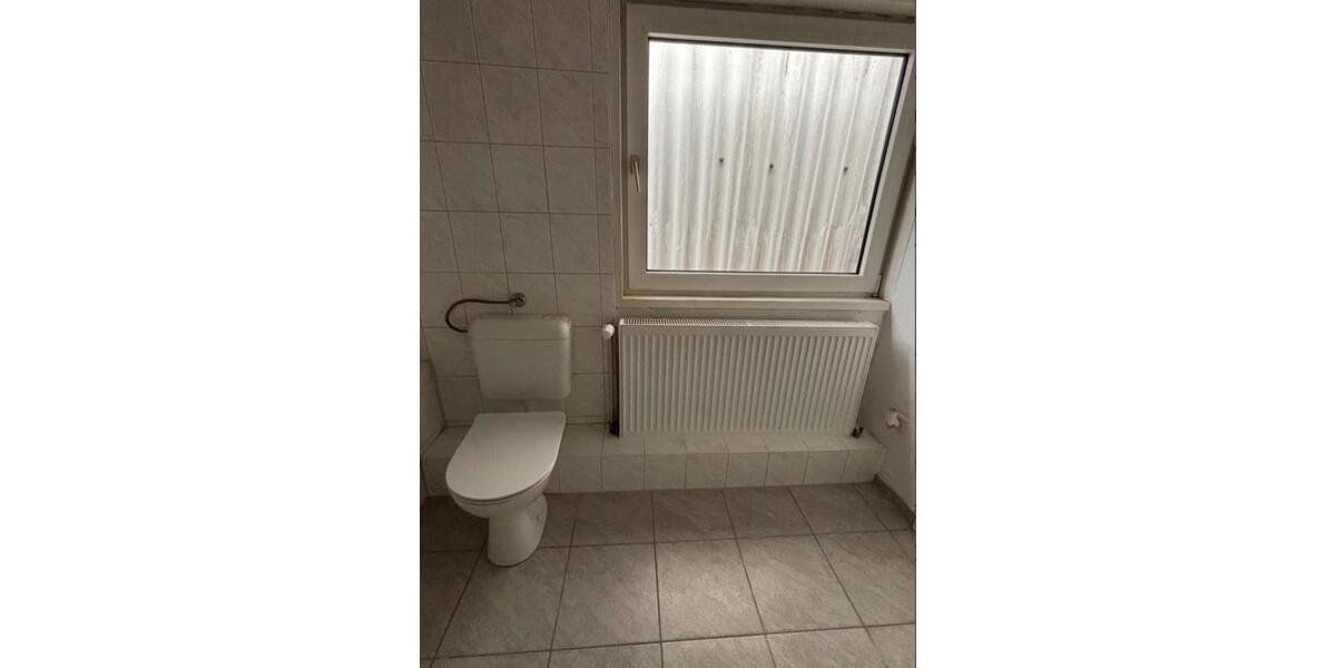 Etagenwohnung Schöningen - 2 Zimmer, 72 m&sup2;, 390&euro; | Angebot:25725425