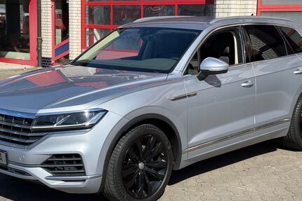 VW Touareg 161.500 km 32.590 &euro; Braunschweig 38112