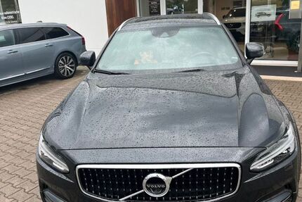Volvo V90 Cross Country 109.000 km 25.700 &euro; Süpplingen 38373