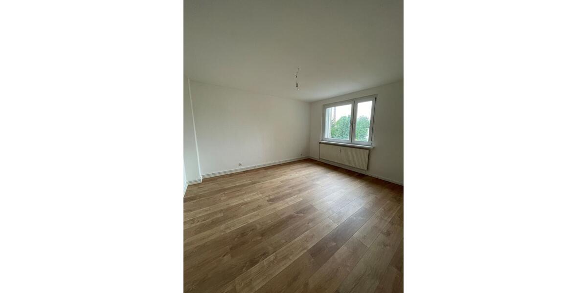 Etagenwohnung Braunschweig Wabe-Schunter-Beberbach - 3 Zimmer, 80 m&sup2;, 745&euro; | Angebot:25538698