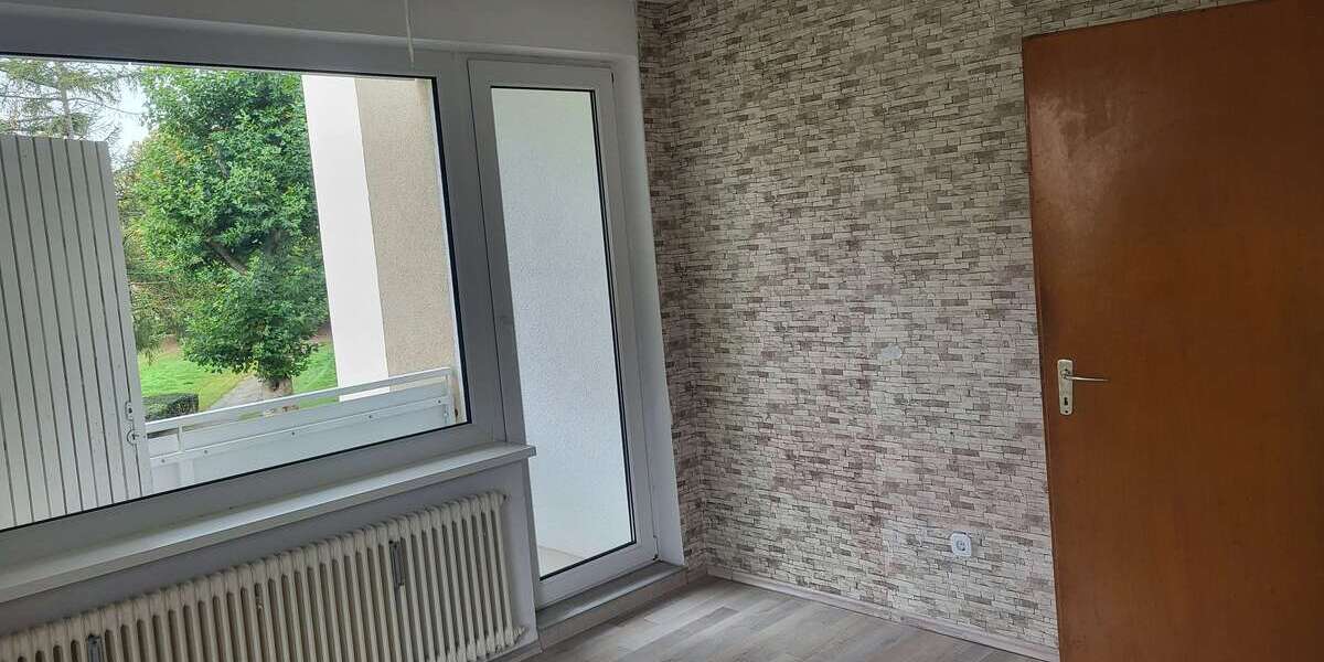 Etagenwohnung Salzgitter Lebenstedt - 3 Zimmer, 65 m&sup2;, 388&euro; | Angebot:26161384