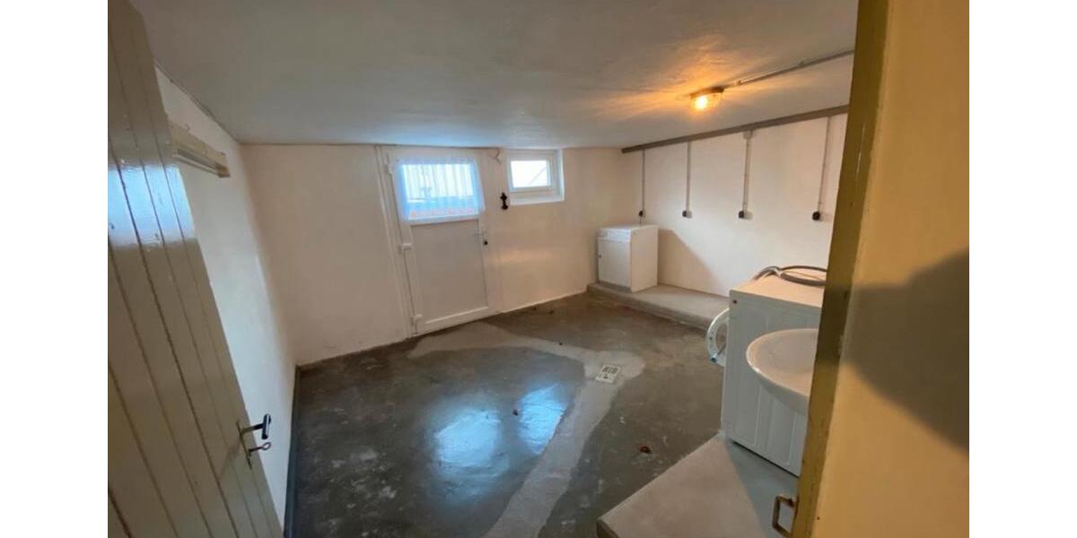 Etagenwohnung Lengede - 6 Zimmer, 120 m&sup2;, 1.440&euro; | Angebot:25887202