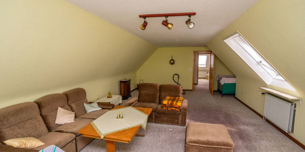 Doppelhaushälfte Liebenburg Groß Döhren - 9 Zimmer, 220 m&sup2;, 195.000&euro; | Angebot:25799585