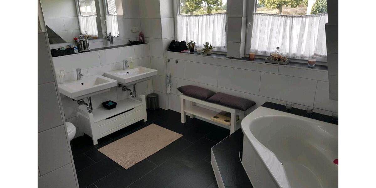 Einfamilienhaus Vechelde - 6 Zimmer, 122 m&sup2;, 465.000&euro; | Angebot:25392137