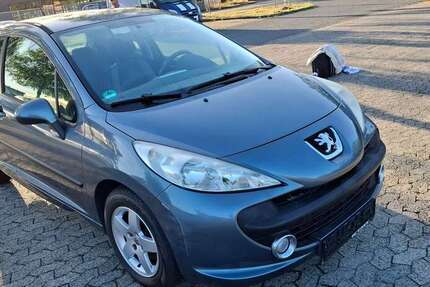 Peugeot 207 77.692 km 1.950 &euro; Braunschweig, Stadt 38126
