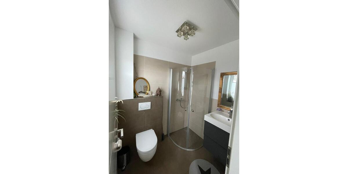 Einfamilienhaus Schwülper - 7 Zimmer, 197 m&sup2;, 749.000&euro; | Angebot:25887689