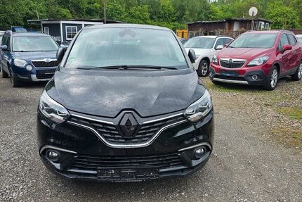 Renault Scenic 97.697 km 10.990 &euro; Braunschweig 38120