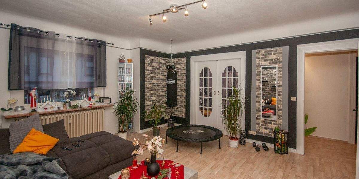 Mehrfamilienhaus, Wohnhaus Goslar Vienenburg - 7 Zimmer, 180 m&sup2;, 190.000&euro; | Angebot:25772210