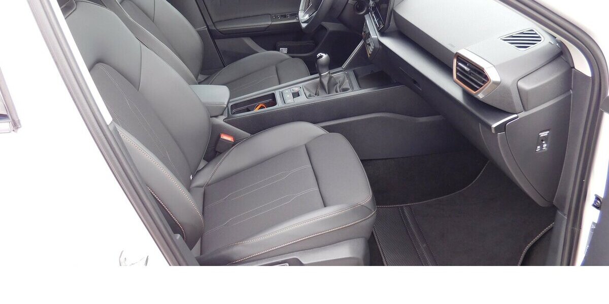 Cupra Leon ST Leon 1.5 Kombi TSI BMT Navi Klima 20.800 km 23.990 &euro; Vordorf 38533