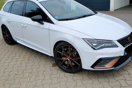 Seat Leon 74.000 km 28.000 &euro; Schwülper 38179