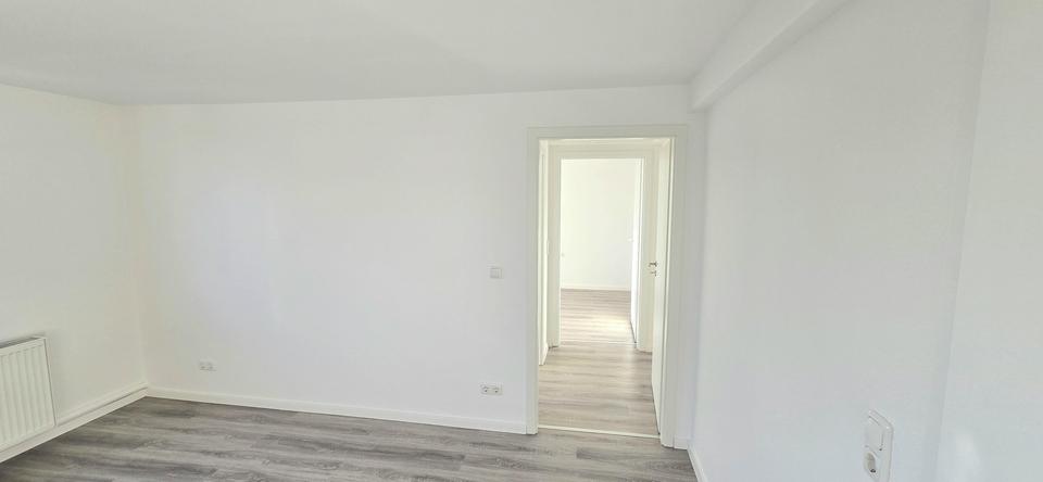 Dachgeschoßwohnung Schöningen - 4 Zimmer, 90 m&sup2;, 565&euro; | Angebot:25794279