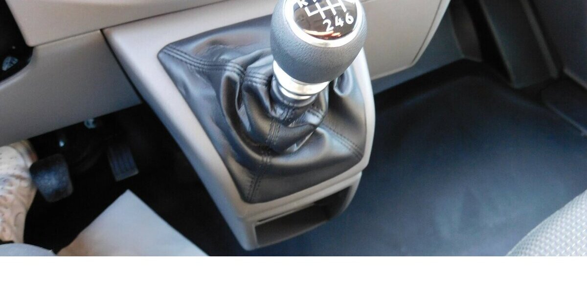 VW T7 Transporter 2.0 Lang TDI 3Sitze Navi Klima 12.200 km 30.990 &euro; Vordorf 38533