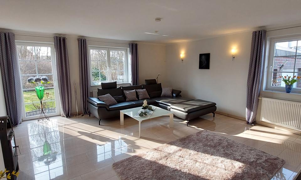 Einfamilienhaus Ilsede - 10 Zimmer, 277 m&sup2;, 625.000&euro; | Angebot:27096233