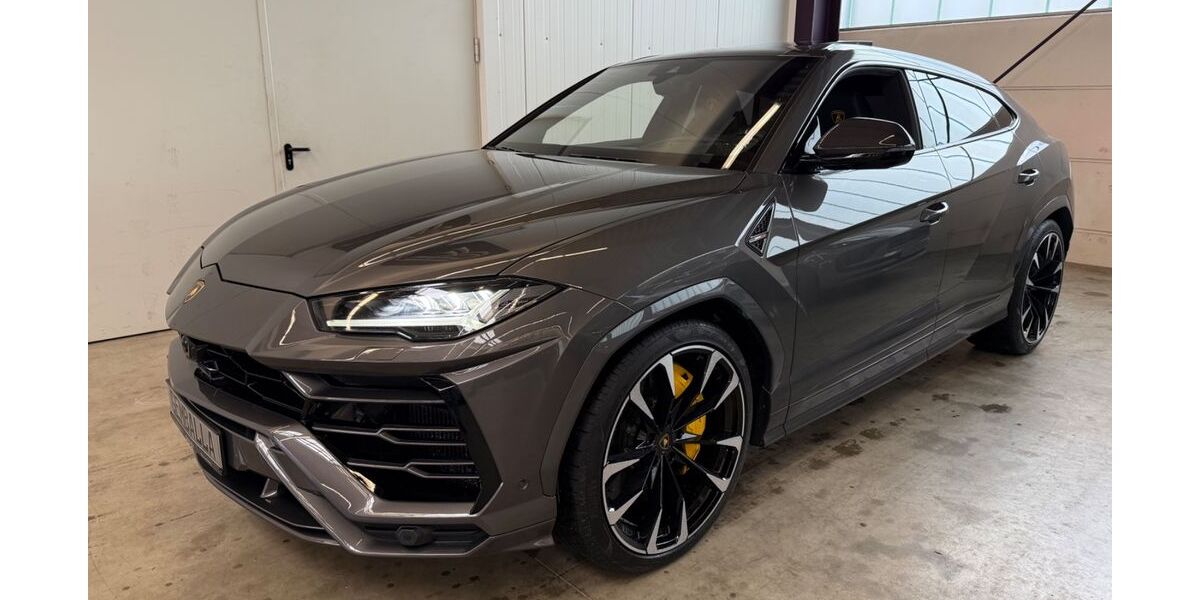 Lamborghini Urus 69.300 km 195.590 &euro; Braunschweig 38112