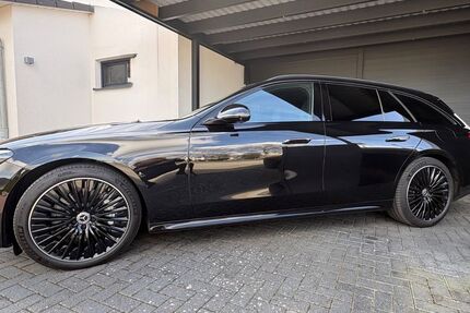 Mercedes-Benz E 300 24.900 km 66.890 &euro; Braunschweig 38102