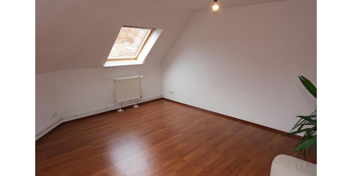Dachgeschoßwohnung Braunschweig Westliches Ringgebiet - 2 Zimmer, 55 m&sup2;, 700&euro; | Angebot:26030384