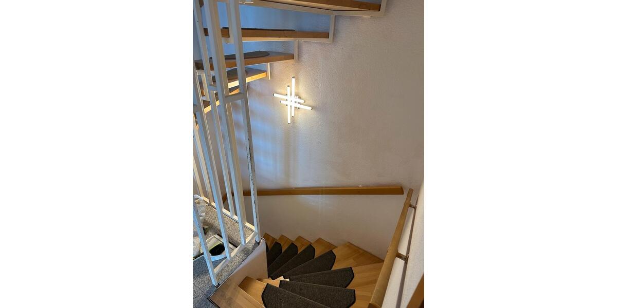 Reihenhaus Braunschweig Wabe-Schunter-Beberbach - 6 Zimmer, 131 m&sup2;, 420.000&euro; | Angebot:25405634