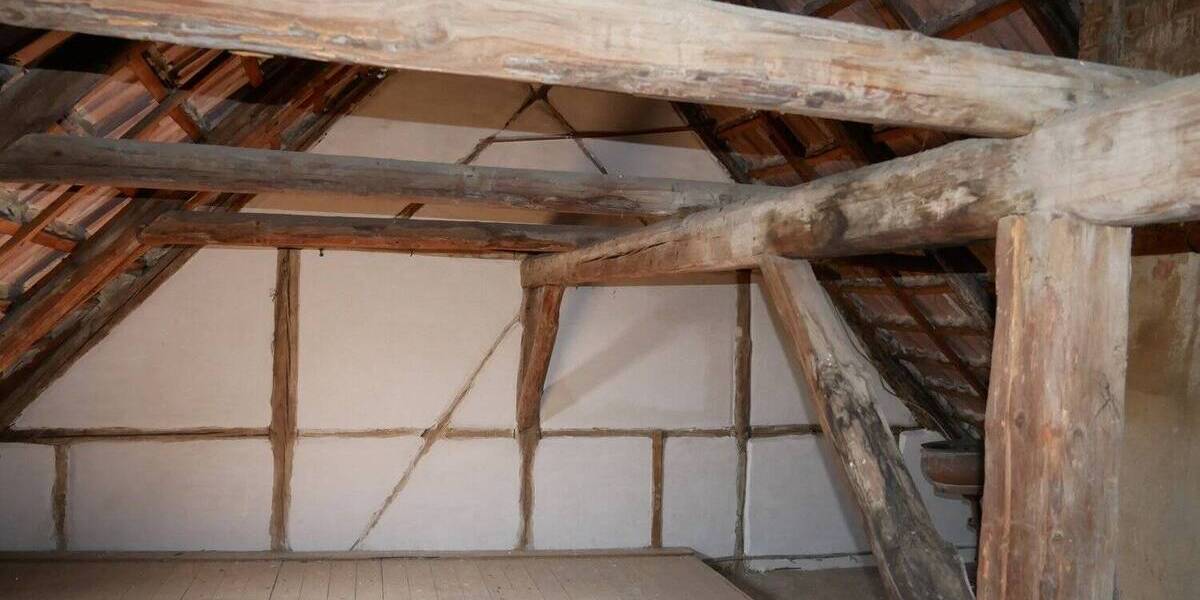 Mehrfamilienhaus, Wohnhaus Uehrde Warle - 8 Zimmer, 238 m&sup2;, 269.000&euro; | Angebot:25679258