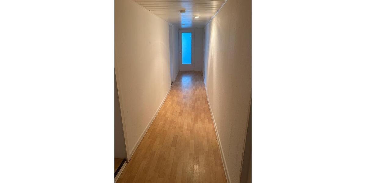 Dachgeschoßwohnung Wolfenbüttel - 4 Zimmer, 75 m&sup2;, 750&euro; | Angebot:25995459