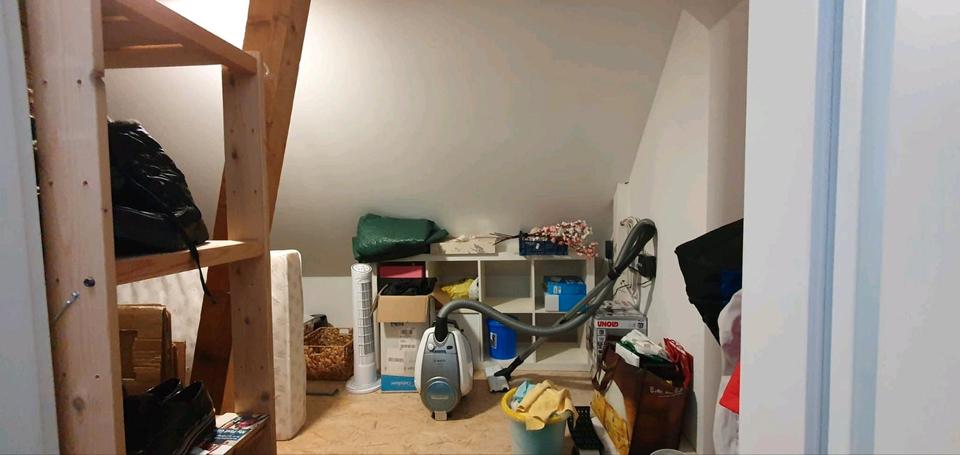 Dachgeschoßwohnung Adenbüttel - 4.5 Zimmer, 125 m&sup2;, 1.300&euro; | Angebot:26522368