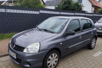 Renault Clio 171.000 km 1.950 &euro; Salzgitter 38228
