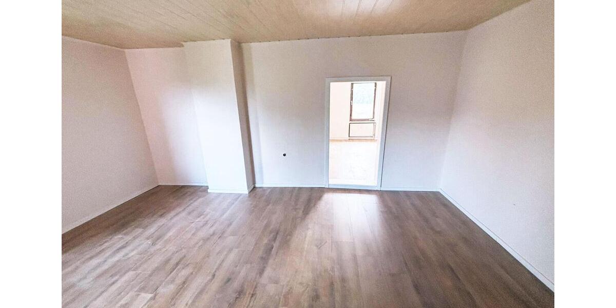 Etagenwohnung Jerxheim - 4 Zimmer, 102 m&sup2;, 425&euro; | Angebot:24486926