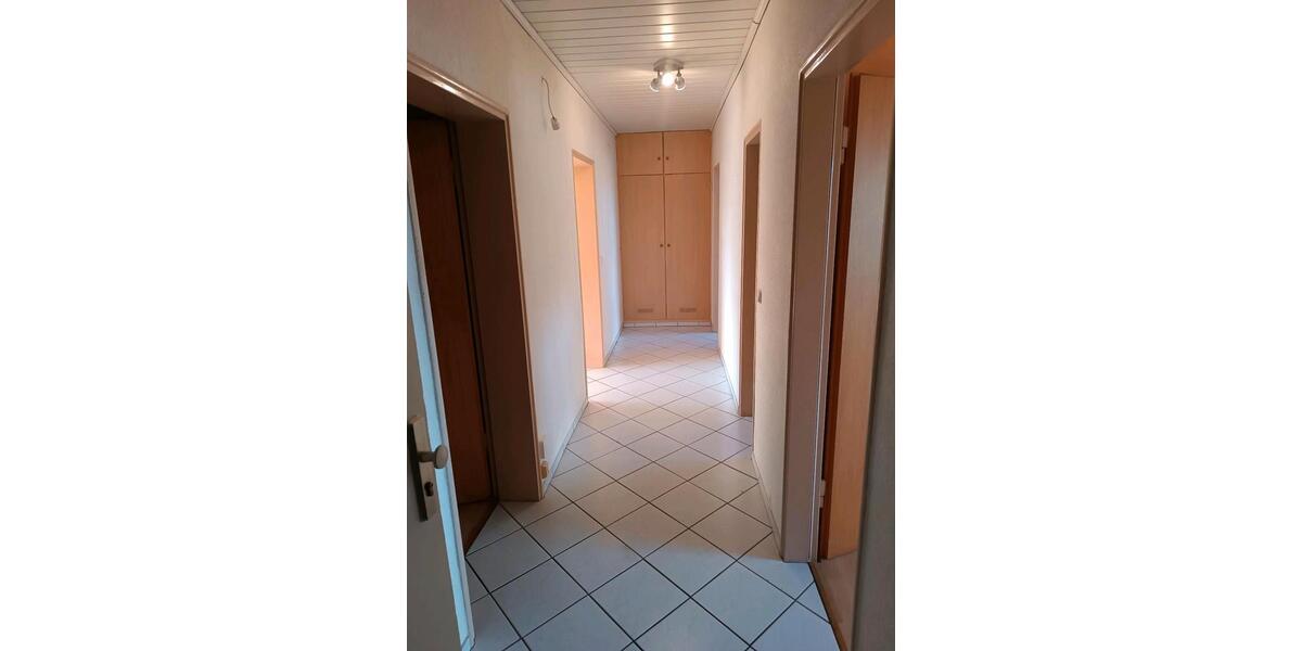 Etagenwohnung Salzgitter - 3 Zimmer, 65 m&sup2;, 82.000&euro; | Angebot:26739341