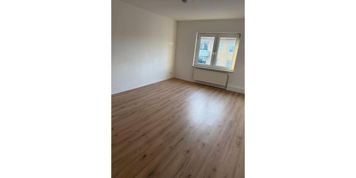 Etagenwohnung Salzgitter Ortschaft Südost - 4 Zimmer, 101 m&sup2;, 760&euro; | Angebot:25600989