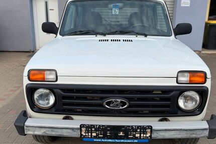 Lada Taiga 28.000 km 6.999 &euro; Goslar/Oker 38644