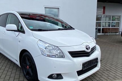 Toyota Verso 270.000 km 4.500 &euro; Goslar 38644