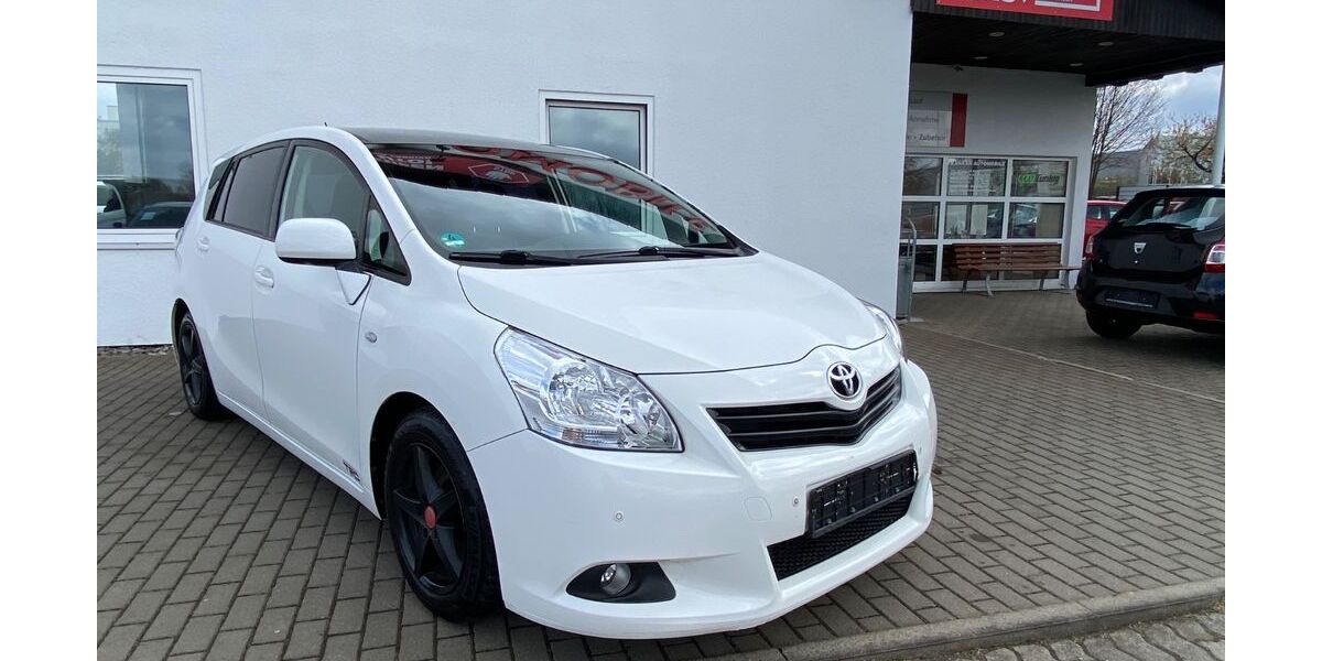 Toyota Verso 270.000 km 4.500 &euro; Goslar 38644