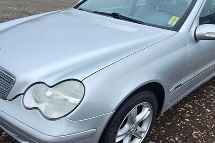 Mercedes-Benz C 180 106.500 km 3.999 &euro; Peine 31228