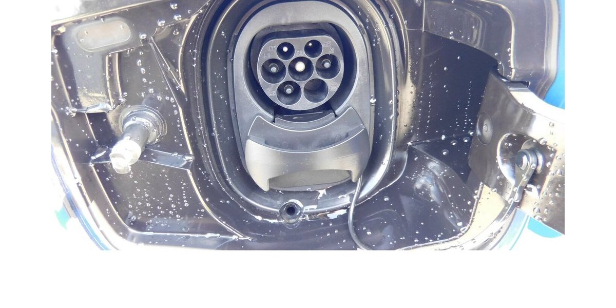 Skoda Enyaq iV 50 1-Gang Elektrik Automatic Klima Navi 29.800 km 20.990 &euro; Vordorf 38533