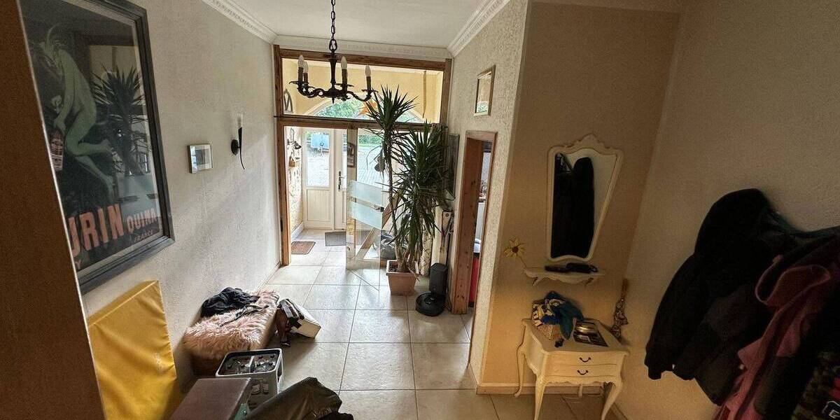 Mehrfamilienhaus, Wohnhaus Rötgesbüttel - 5 Zimmer, 200 m&sup2;, 375.000&euro; | Angebot:25755926