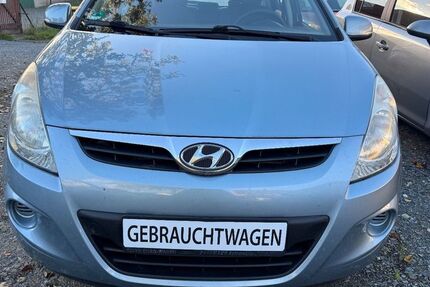 Hyundai i20 148.000 km 3.650 &euro; Adersheim 38304
