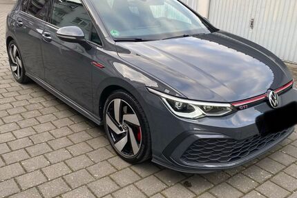 VW Golf 64.000 km 24.400 &euro; Braunschweig 38118