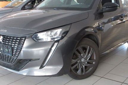 Peugeot 208 27.940 km 15.150 &euro; Schöningen 38364