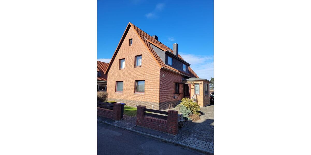 Einfamilienhaus Holle - 7 Zimmer, 135 m&sup2;, 250.000&euro; | Angebot:25852397