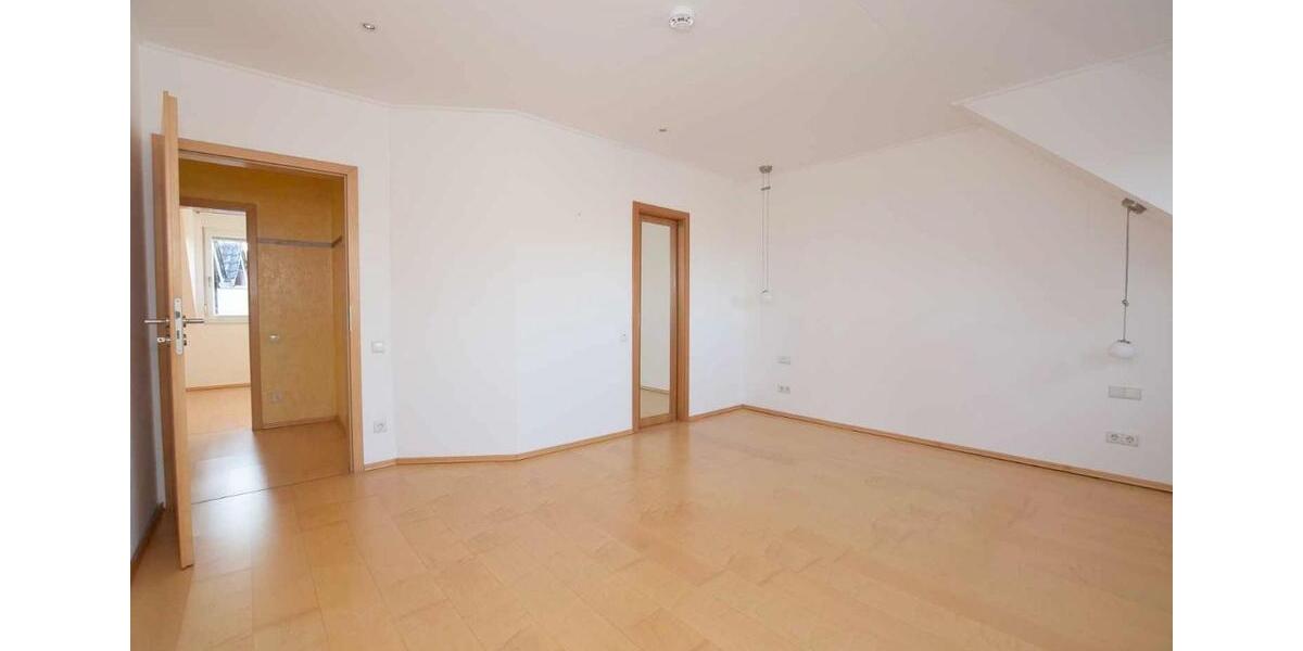 Maisonettenwohnung Braunschweig Lehndorf-Watenbüttel - 4 Zimmer, 167 m&sup2;, 1.450&euro; | Angebot:24751332