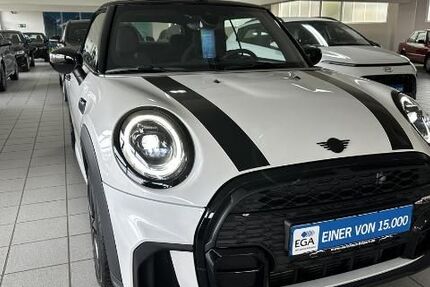 Mini Cooper Cabrio 11.332 km 29.330 &euro; Salzgitter 38228