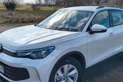 VW Tiguan 5.900 km 29.650 &euro; Calberlah 38547