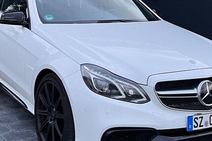 Mercedes-Benz E 63 AMG 149.999 km 35.490 &euro; Salzgitter 38229