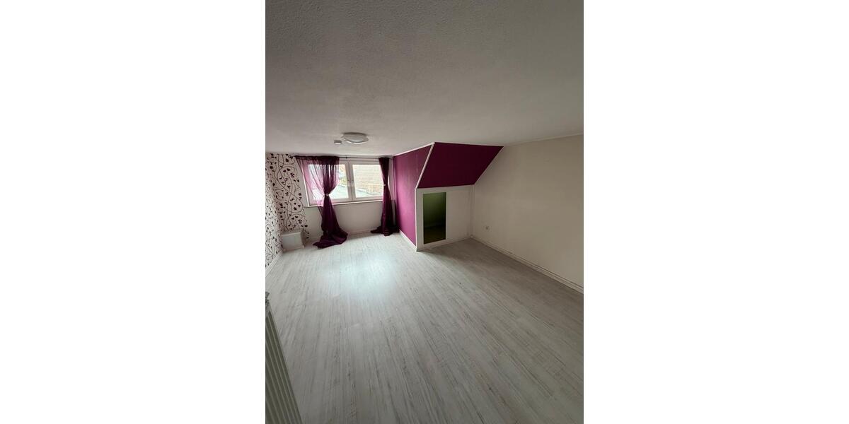 Etagenwohnung Langelsheim - 5.5 Zimmer, 135 m&sup2;, 1.000&euro; | Angebot:25225899